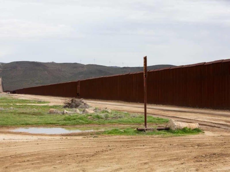 Qué pasa si me agarra la migra cruzando la frontera por primera vez