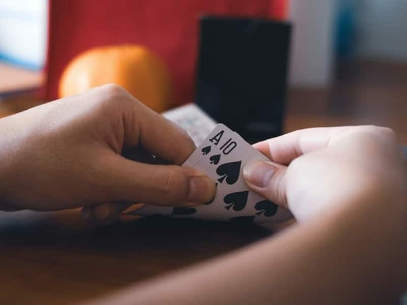 El blackjack en vivo y la nueva era del entretenimiento digital en tiempo real