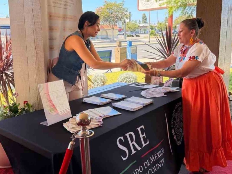consulado mexicano sobre ruedas l Foto: Consulado de México en Santa Ana
