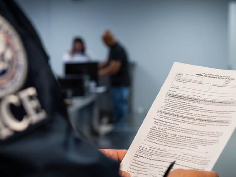 migrante alemán muerto bajo custodia de ICE