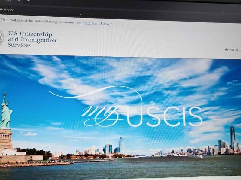 cambios en las políticas de USCIS;