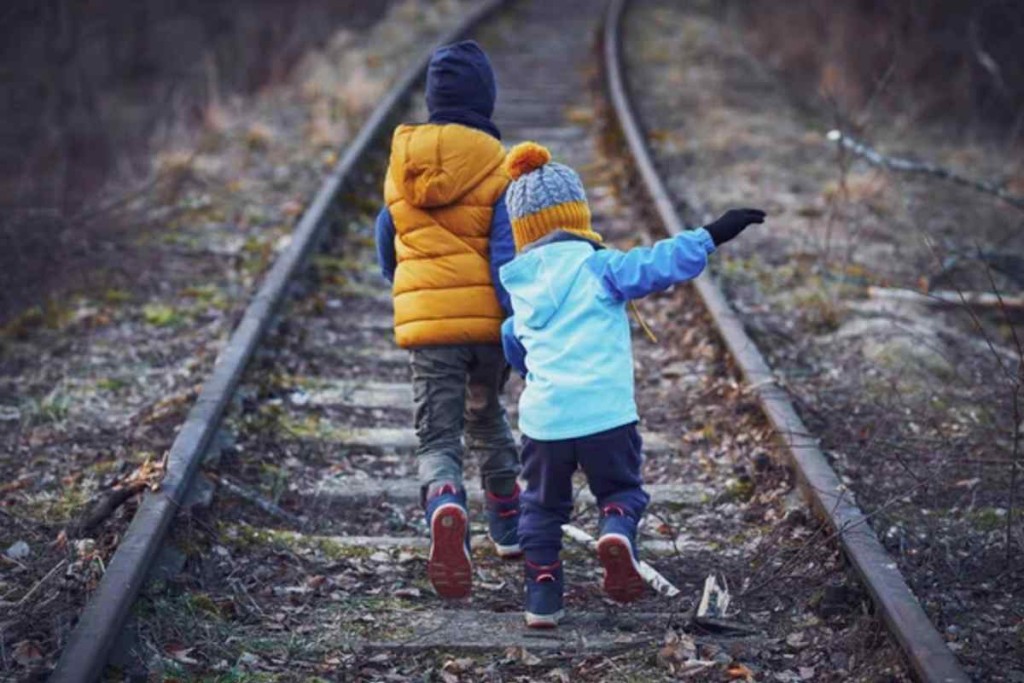 Imagen actual: niños migrantes l Foto: depositphotos
