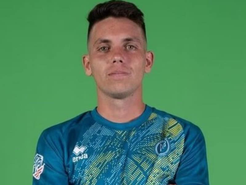 ICE libera a futbolista argentino l Foto: @clarincom