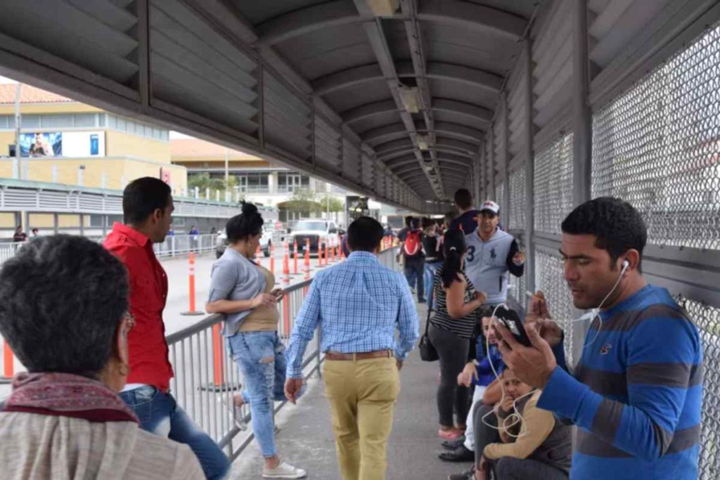 CBP suspenderá temporalmente el tráfico vehicular de este puente en Texas EFE Martí Noticias