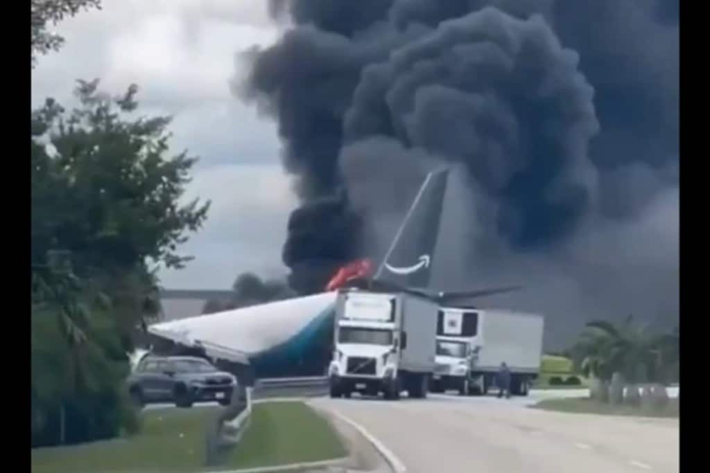 La imagen actual no tiene texto alternativo. El nombre del archivo es: latinos-mueren-estrella-avion-Miami.jpg