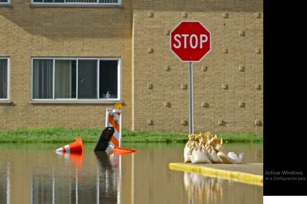 La imagen actual no tiene texto alternativo. El nombre del archivo es: inundacion-USA.jpg